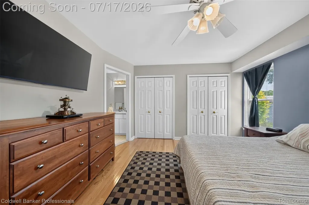 26606 Hales Street Madison Heights City MI 48071