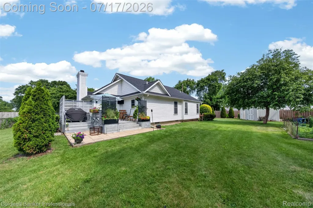 26606 Hales Street Madison Heights City MI 48071