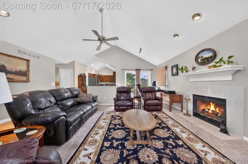 26606 Hales Street Madison Heights City MI 48071