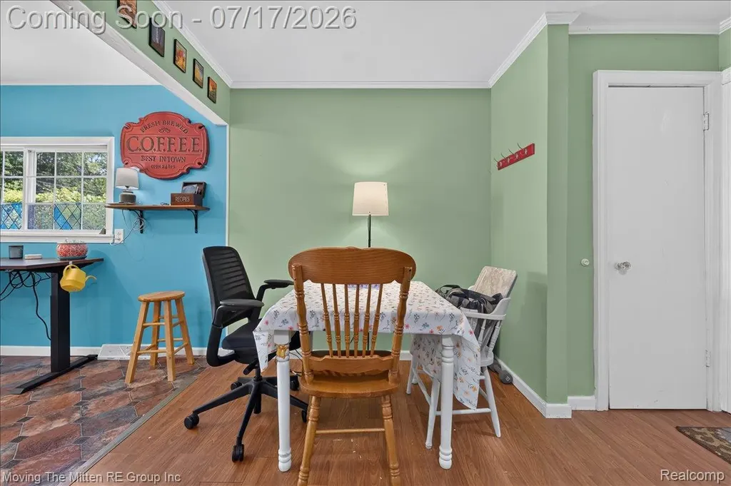 21847 Fenster Street Sumpter Township MI 48111