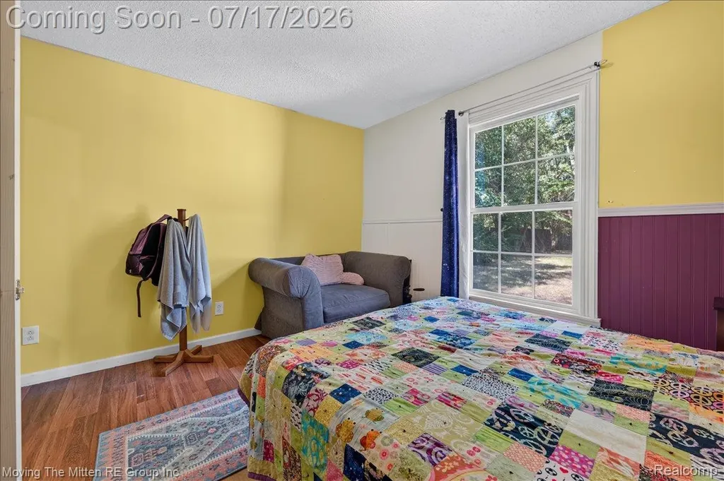 21847 Fenster Street Sumpter Township MI 48111