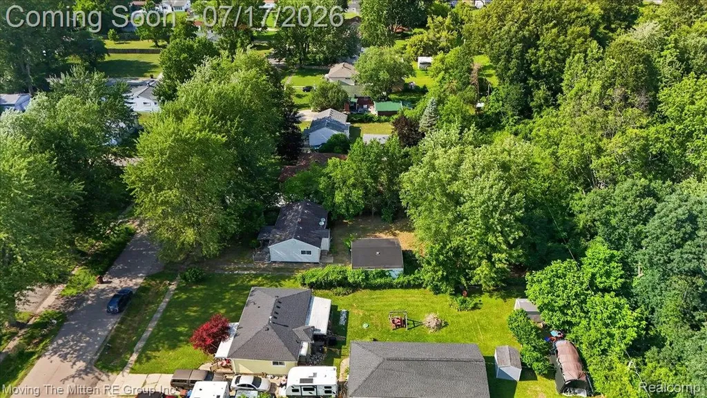 21847 Fenster Street Sumpter Township MI 48111