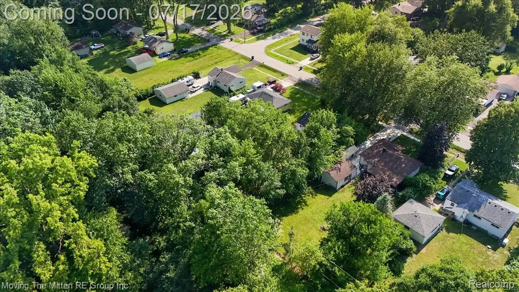 21847 Fenster Street Sumpter Township MI 48111