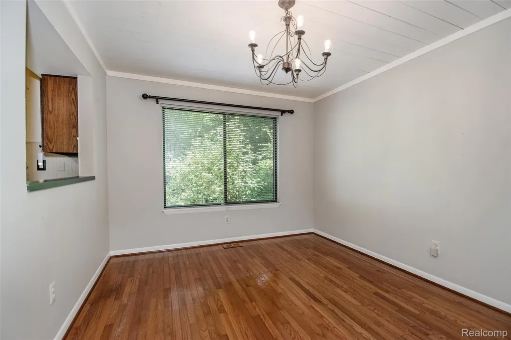 8878 Minne Wanna Road Independence Charter Township MI 48348
