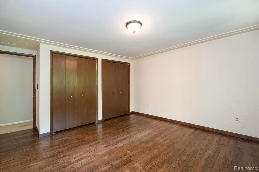 8878 Minne Wanna Road Independence Charter Township MI 48348