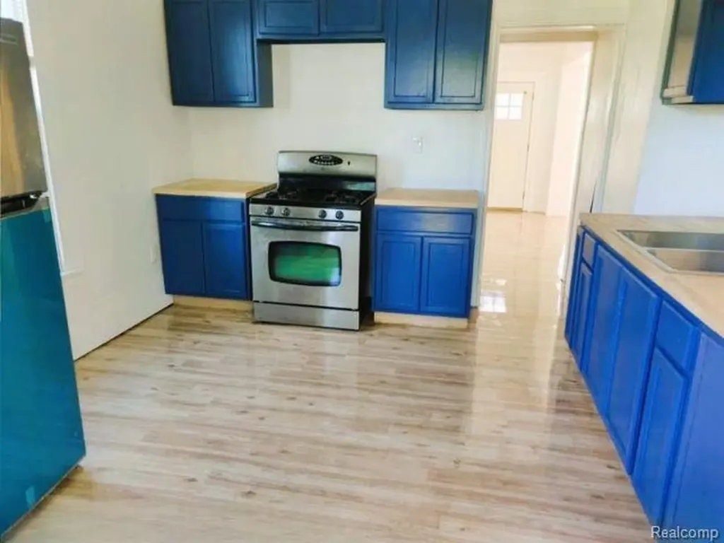 5469 Seneca Street Detroit City MI 48213