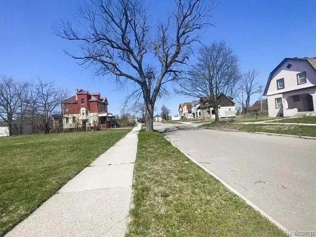 5469 Seneca Street Detroit City MI 48213
