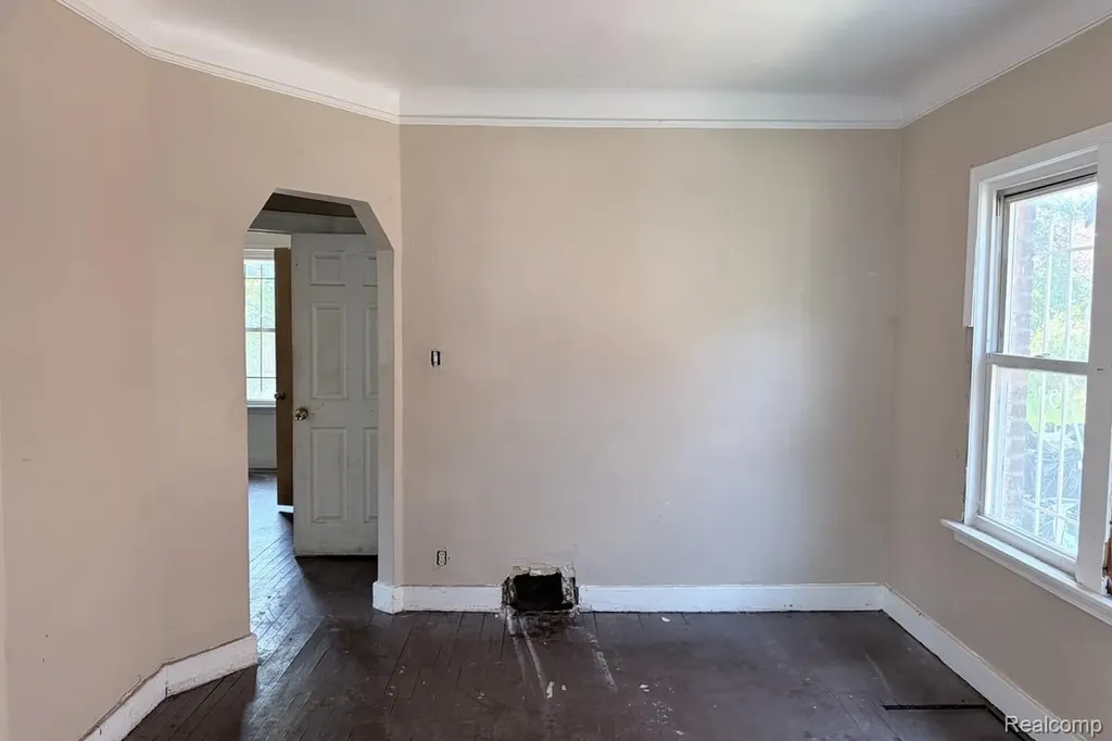15725 Cherrylawn Street Detroit City MI 48238