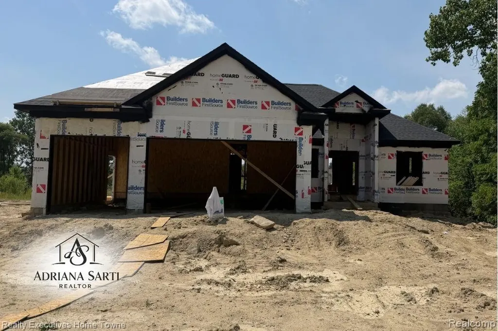 35039 Cygnet Circle Richmond City MI 48062
