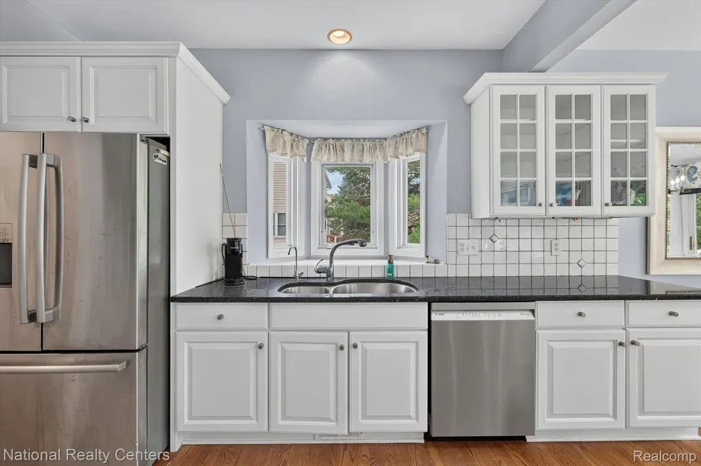 2915 Allison Lane Highland Charter Township MI 48357