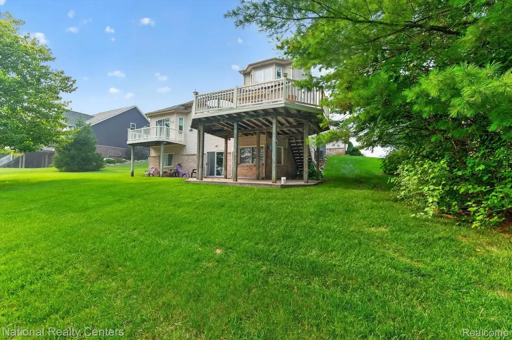 2915 Allison Lane Highland Charter Township MI 48357