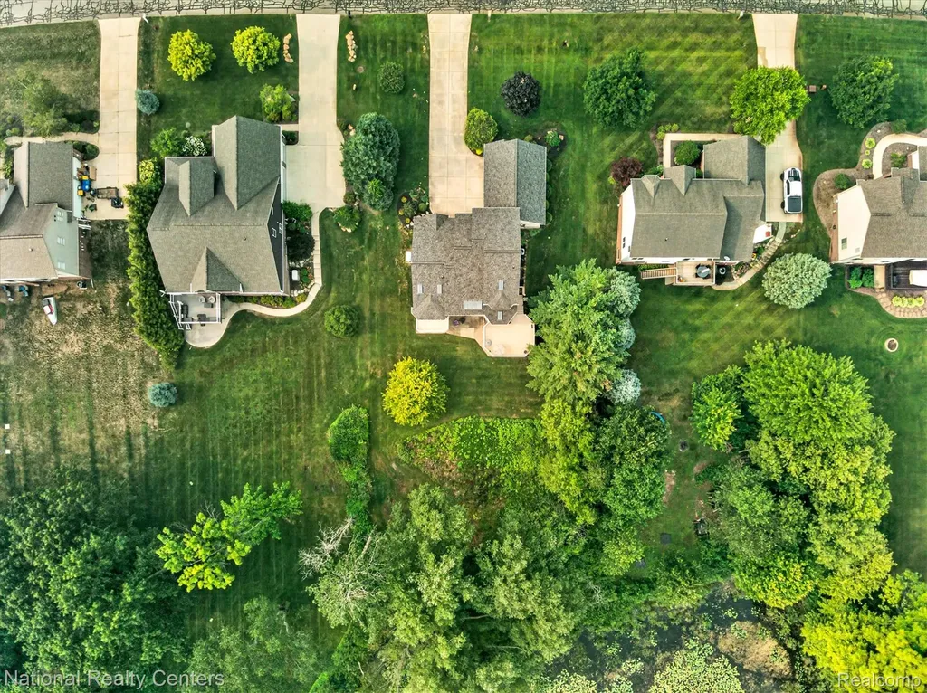 2915 Allison Lane Highland Charter Township MI 48357