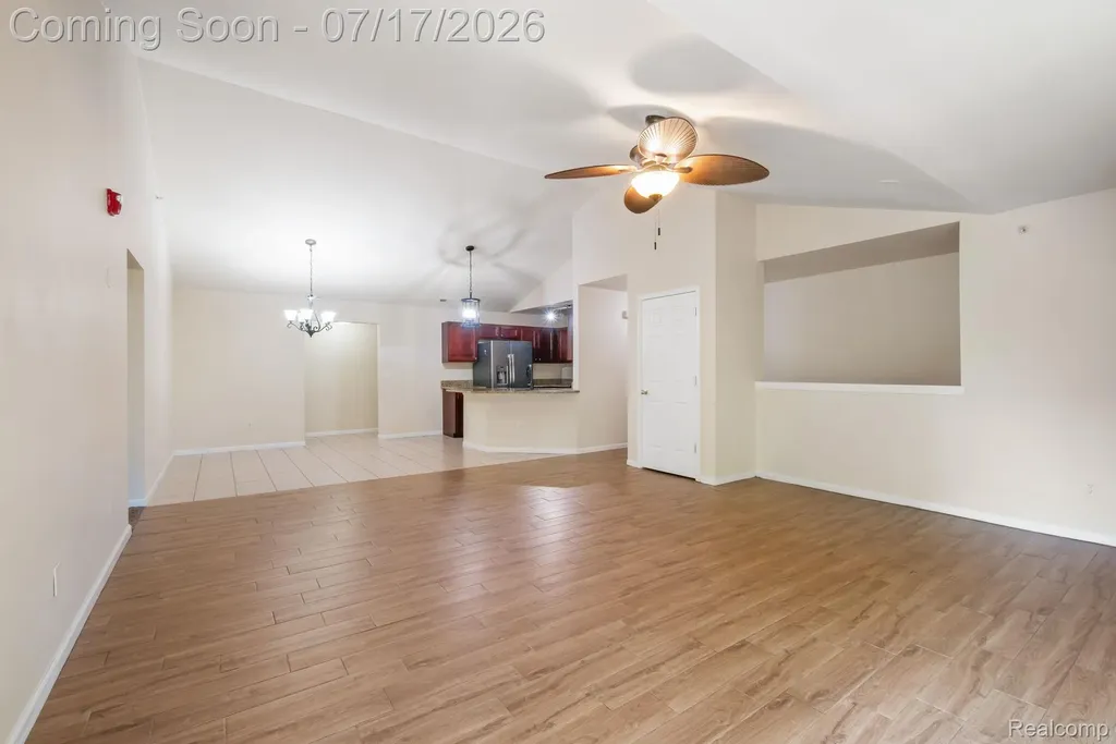 12121 Hidden View Court Utica City MI 48315