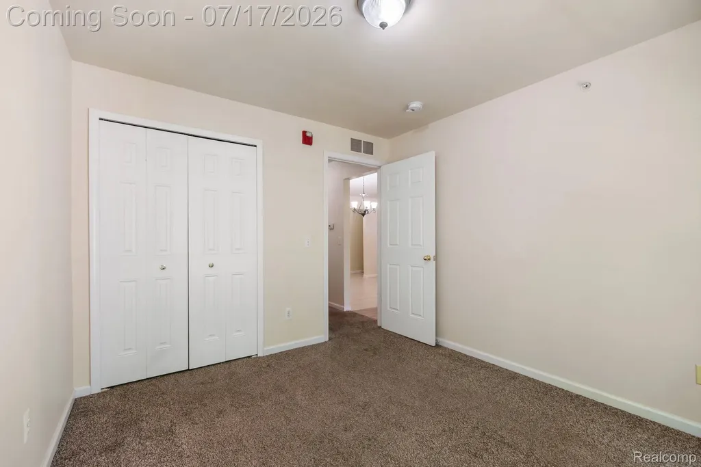 12121 Hidden View Court Utica City MI 48315