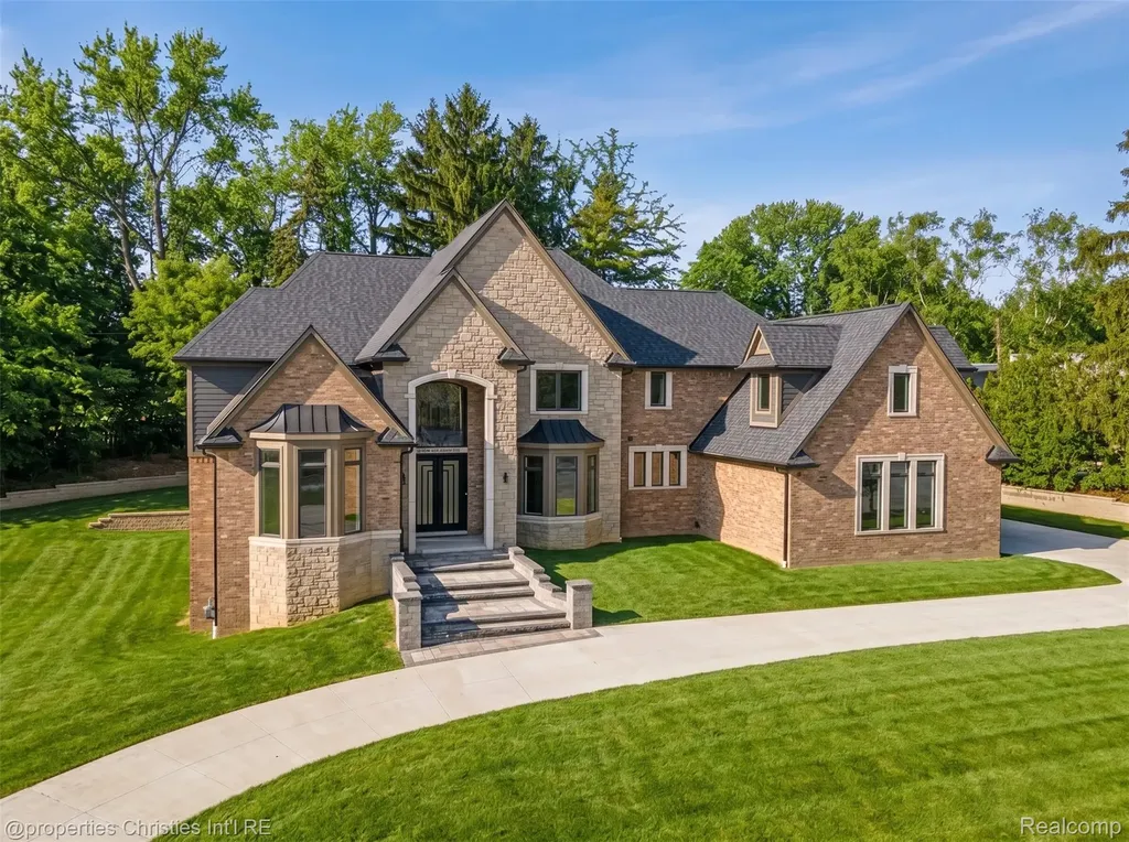 3080 Chickering Court Bloomfield Hills City MI 48302