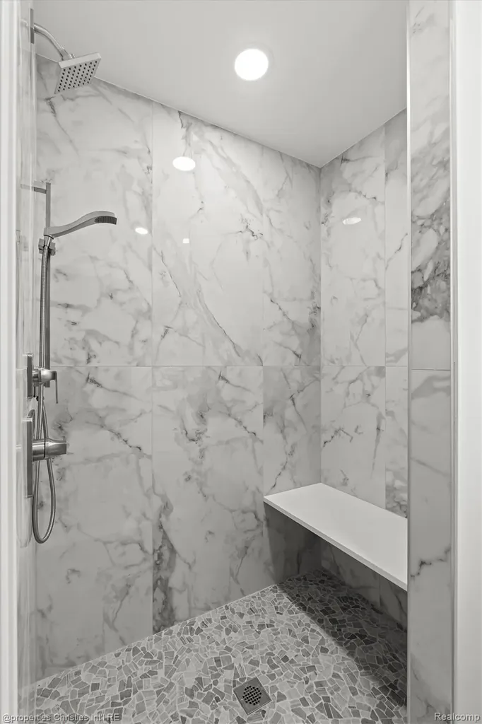 3080 Chickering Court Bloomfield Hills City MI 48302