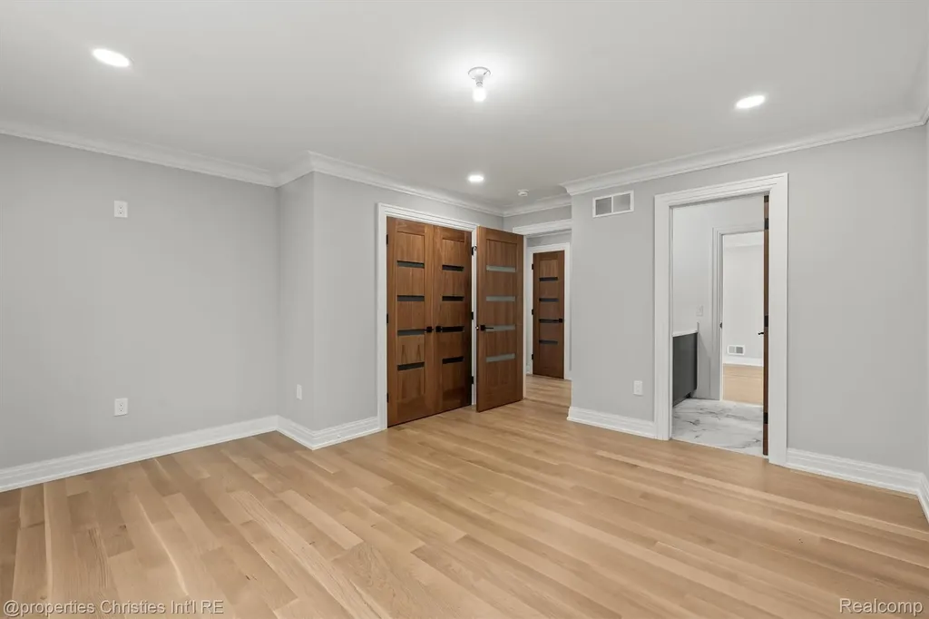 3080 Chickering Court Bloomfield Hills City MI 48302