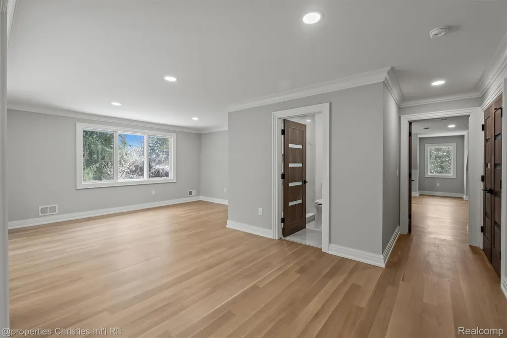 3080 Chickering Court Bloomfield Hills City MI 48302