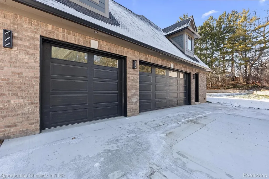 3080 Chickering Court Bloomfield Hills City MI 48302