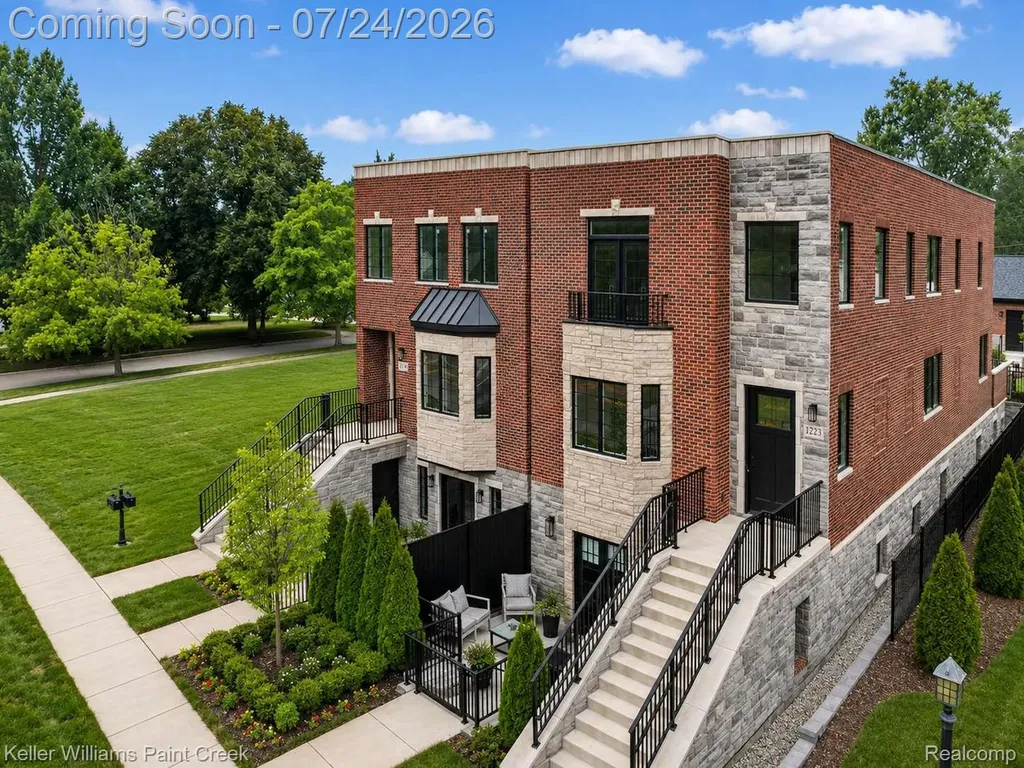 1221 N Main Street Rochester City MI 48307
