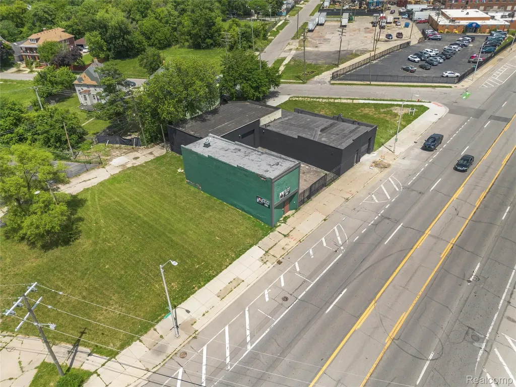 4536 Michigan Avenue Detroit City MI 48210