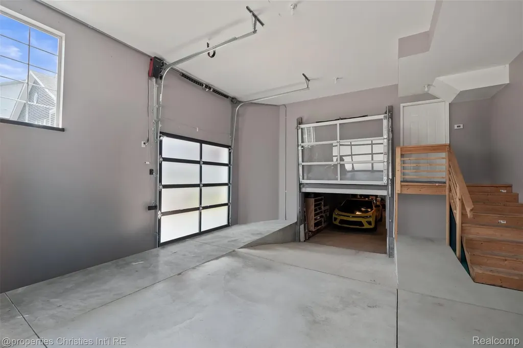 41245 Belvidere Street Harrison Charter Township MI 48045
