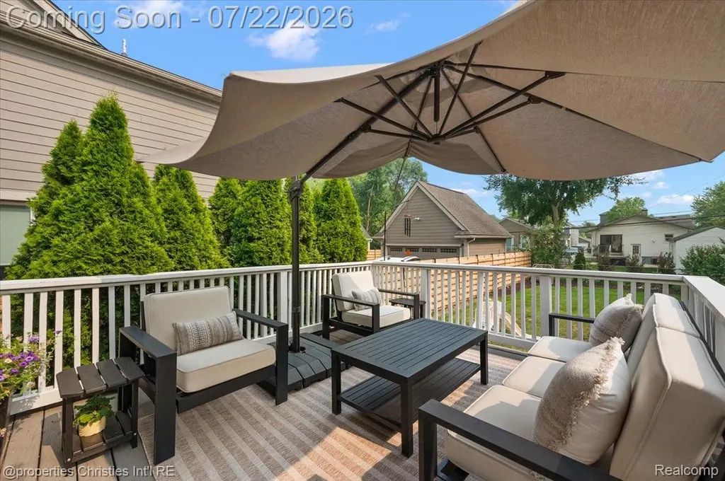 1364 Humphrey Avenue Birmingham City MI 48009