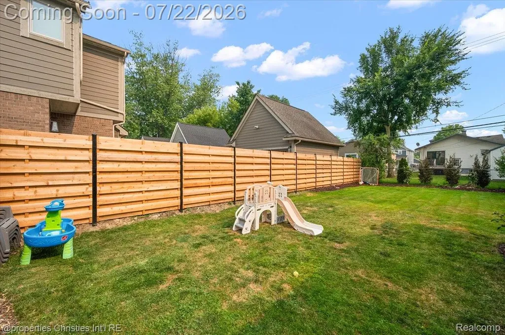 1364 Humphrey Avenue Birmingham City MI 48009