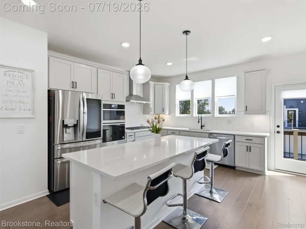 43160 Atwood Avenue Novi City MI 48375