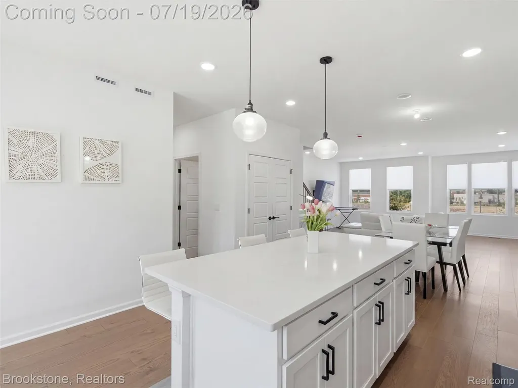43160 Atwood Avenue Novi City MI 48375