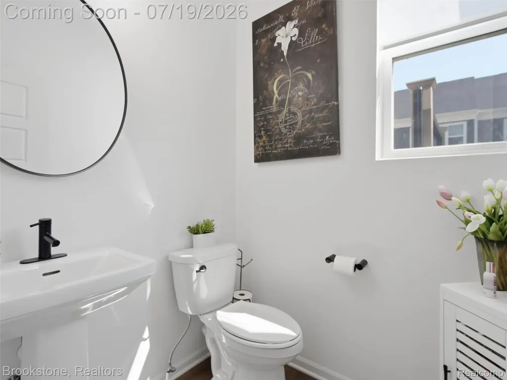 43160 Atwood Avenue Novi City MI 48375