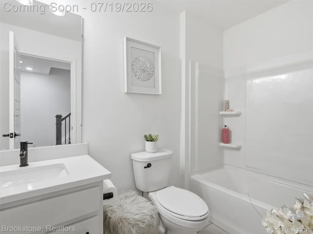 43160 Atwood Avenue Novi City MI 48375