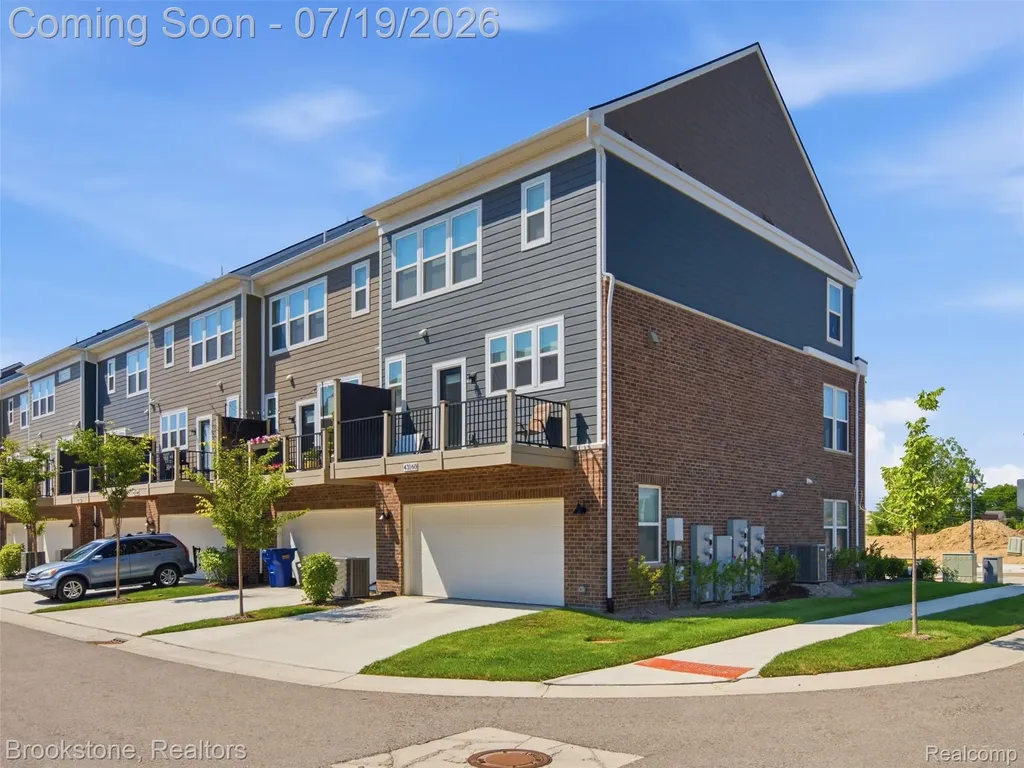 43160 Atwood Avenue Novi City MI 48375