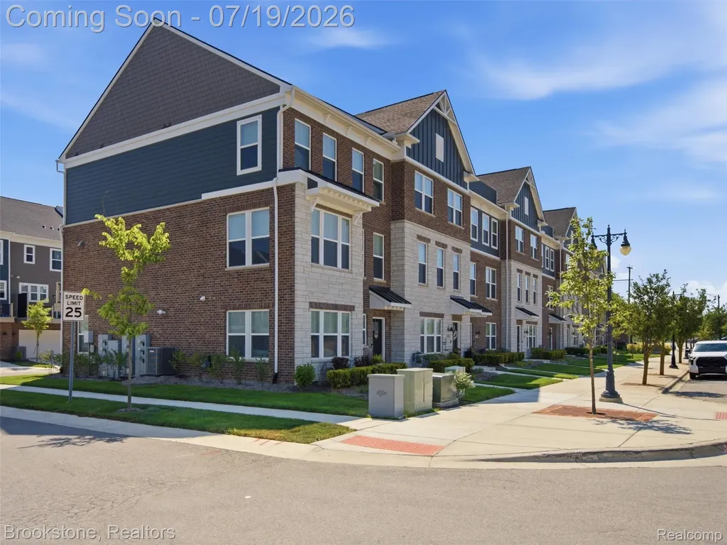 43160 Atwood Avenue Novi City MI 48375