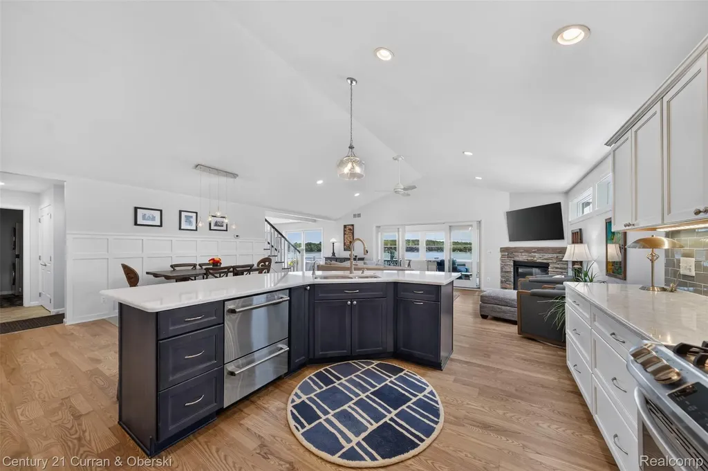 2770 Cozy Cove Waterloo Township MI 49240