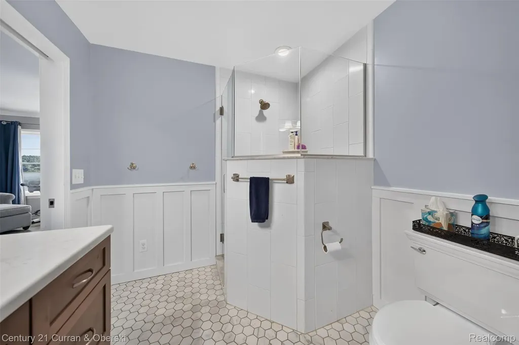 2770 Cozy Cove Waterloo Township MI 49240