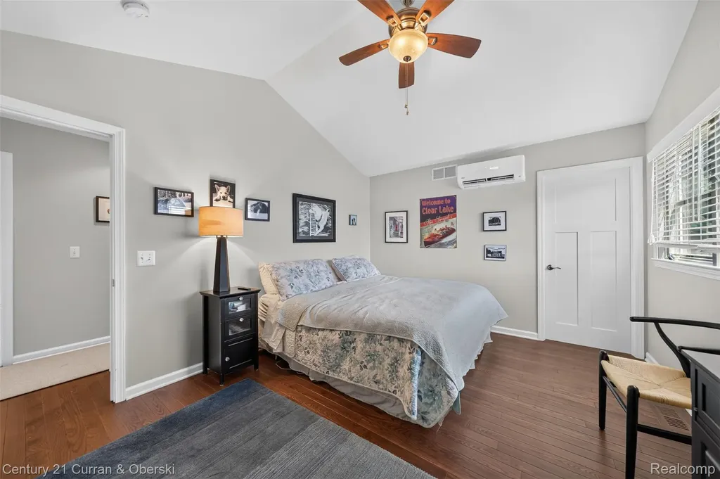 2770 Cozy Cove Waterloo Township MI 49240
