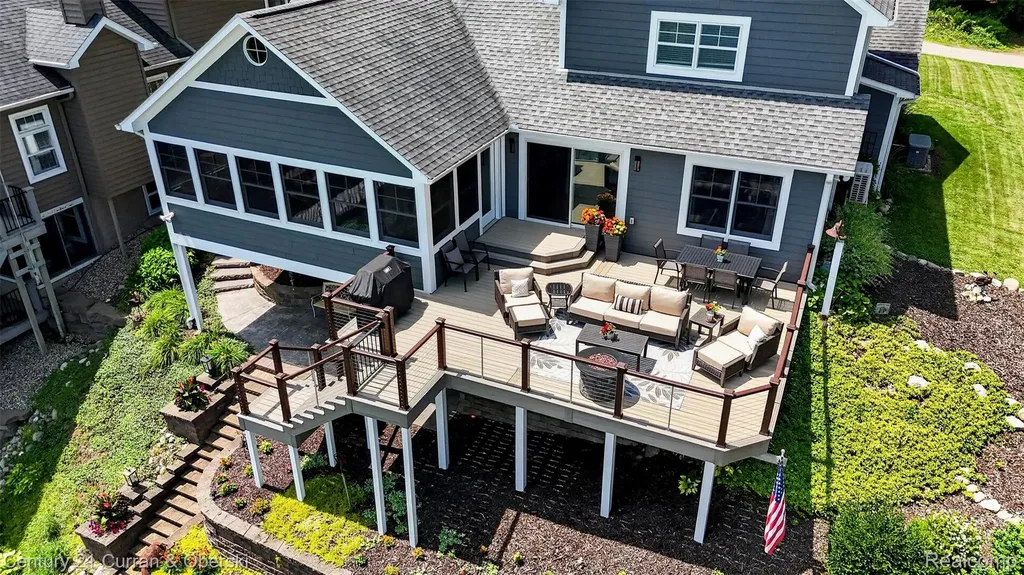 2770 Cozy Cove Waterloo Township MI 49240