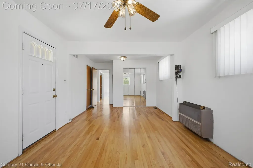 15924 Hanover Avenue Allen Park City MI 48101