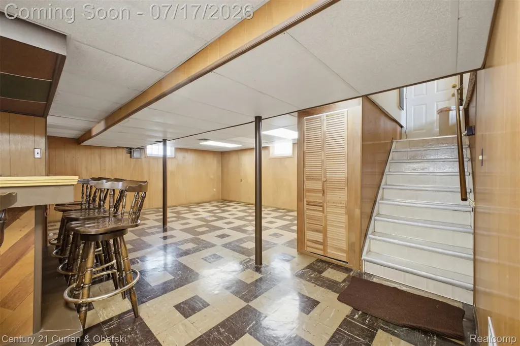 15924 Hanover Avenue Allen Park City MI 48101