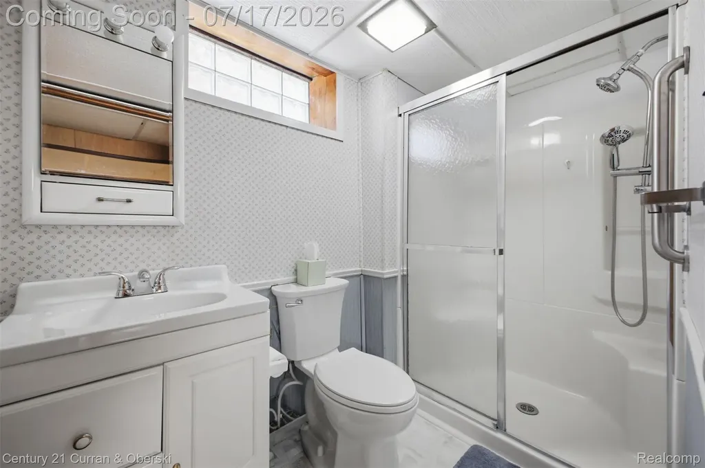 15924 Hanover Avenue Allen Park City MI 48101