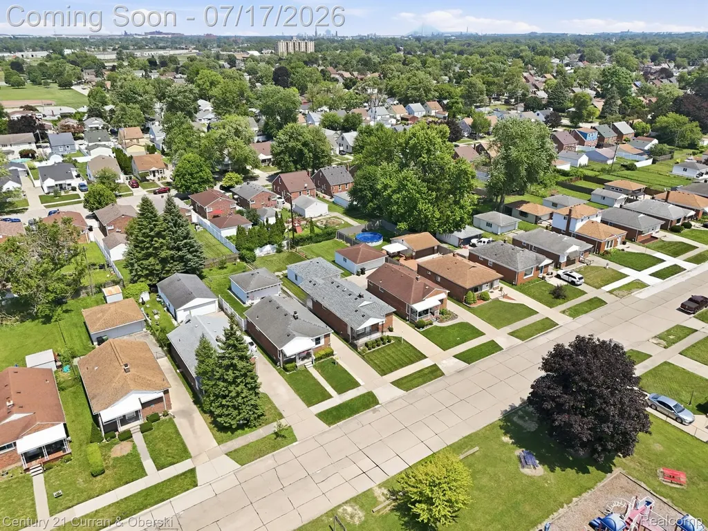 15924 Hanover Avenue Allen Park City MI 48101