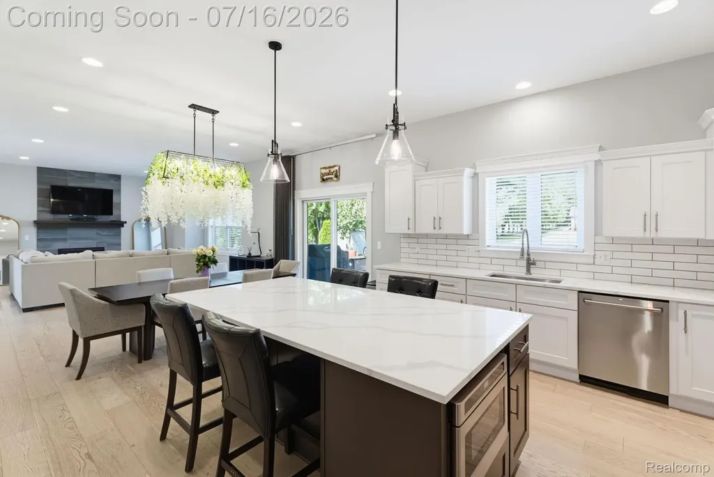 50226 Kapalua Drive Macomb Township MI 48042