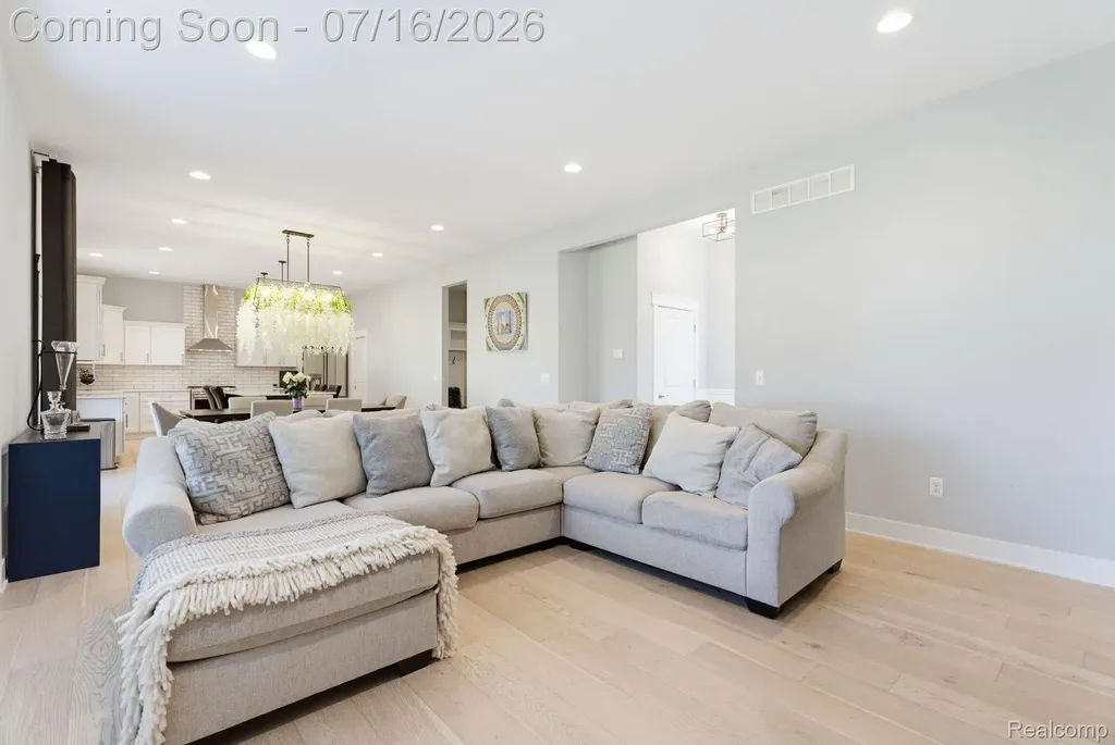 50226 Kapalua Drive Macomb Township MI 48042