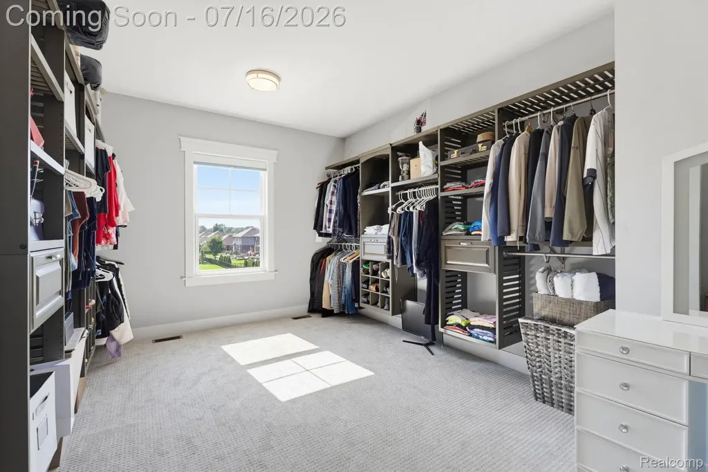 50226 Kapalua Drive Macomb Township MI 48042