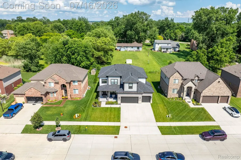 50226 Kapalua Drive Macomb Township MI 48042
