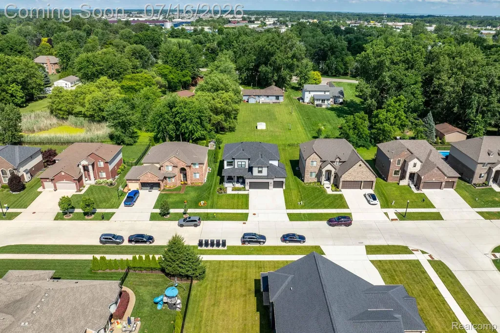 50226 Kapalua Drive Macomb Township MI 48042