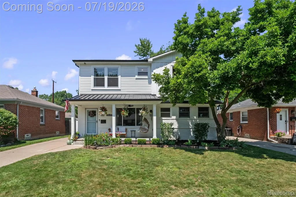 502 W Sunnybrook Drive Royal Oak City MI 48073