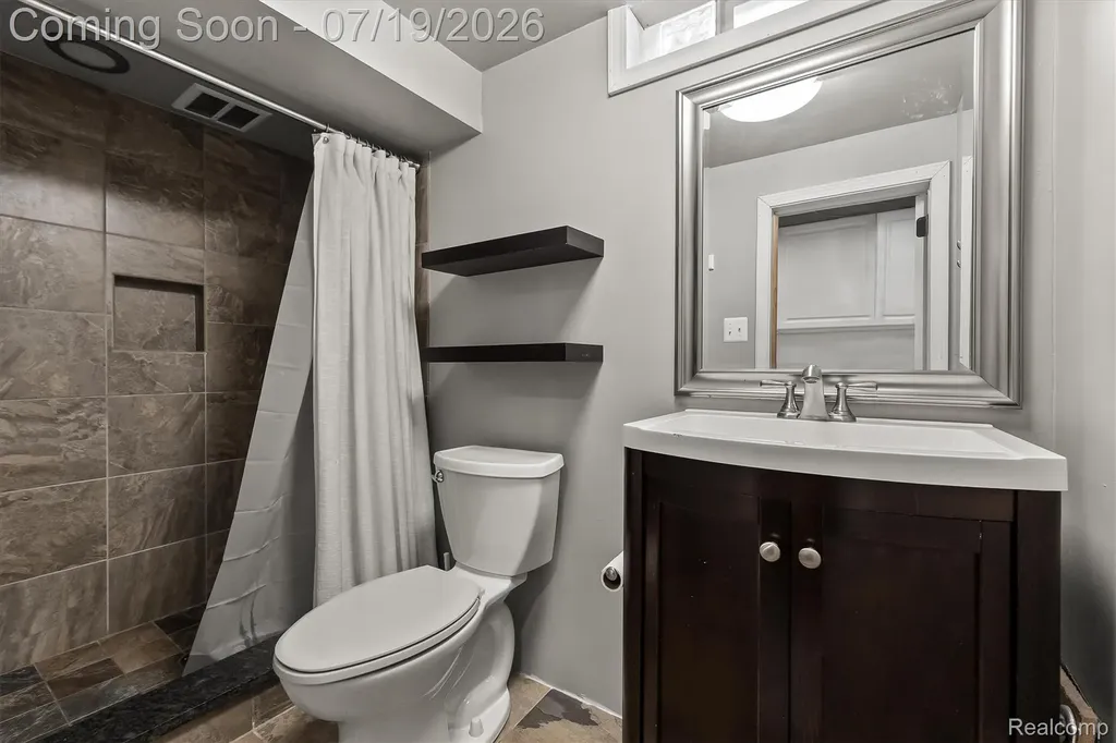 502 W Sunnybrook Drive Royal Oak City MI 48073