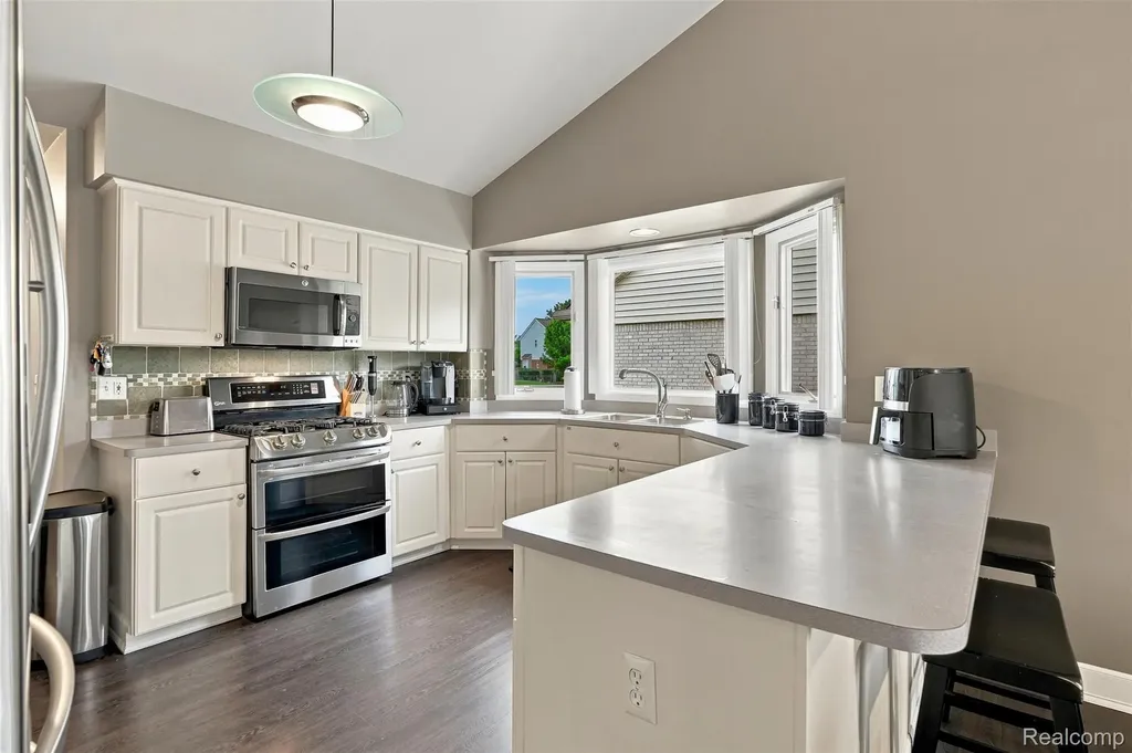 47676 Sandy Ridge Drive Macomb Township MI 48044